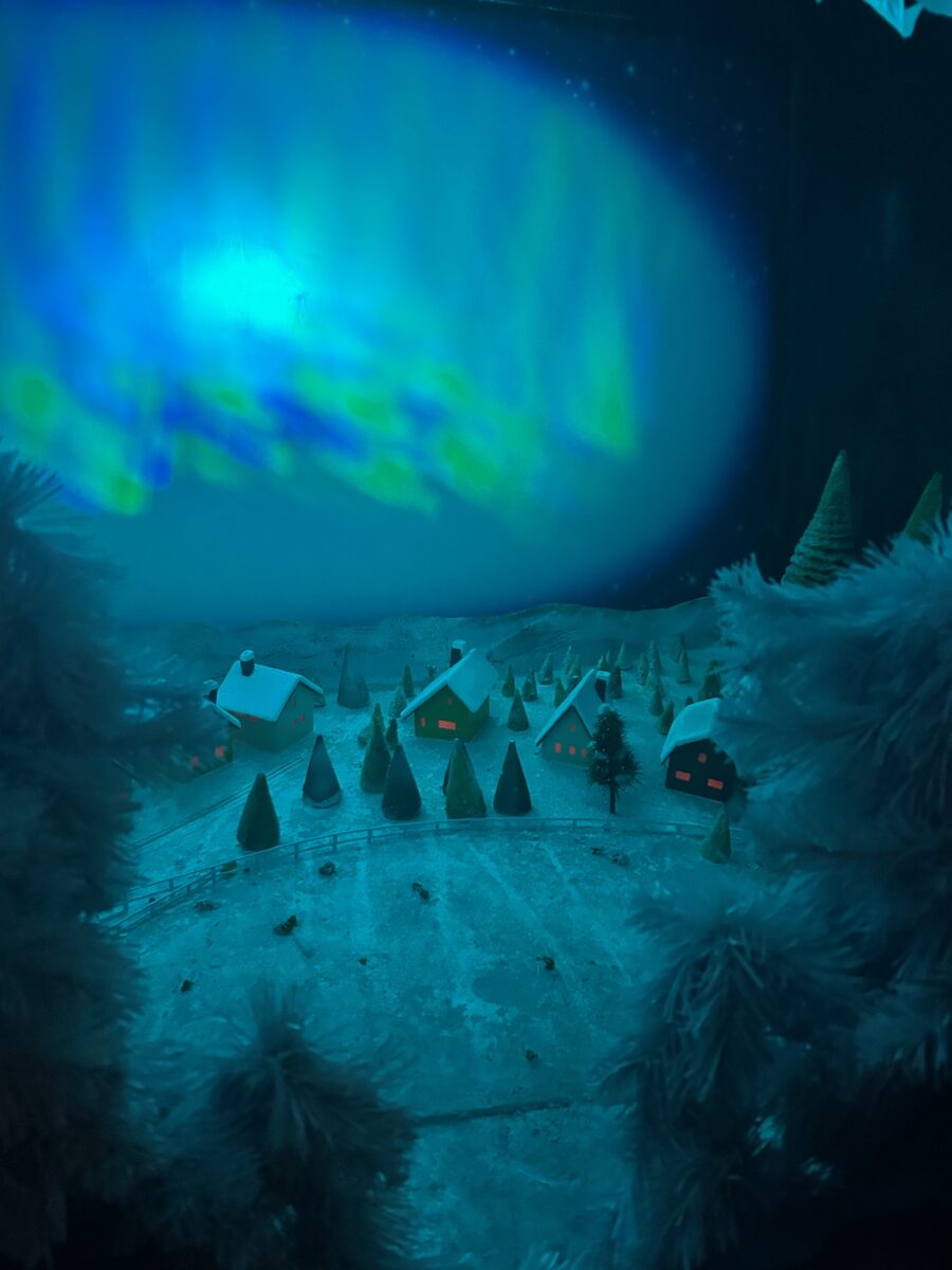 遊園地のオーロラ